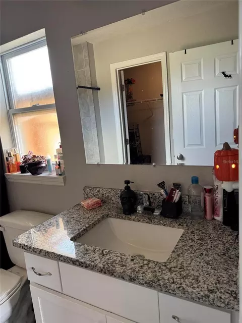 Bath - 19 Willow Run, Ocala, FL 34472 photo 2 of 7
