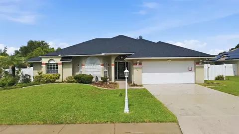 934 Pine Walk Ct NE, Palm Bay, FL 32905