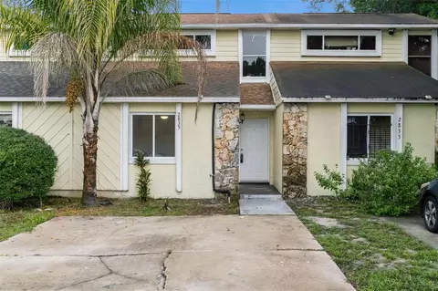 2835 Hunt Club Ln, Orlando, FL 32826