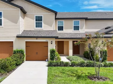1552 Wynford Cir, Tavares, FL 32778