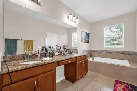 Bath - 3130 Dark Sky Dr, Saint Cloud, FL 34773 photo 2 of 2