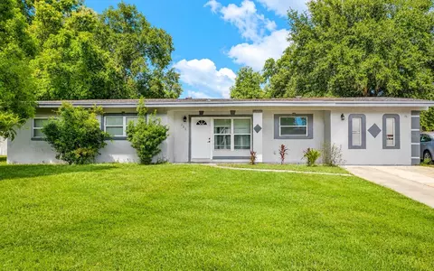 223 Hope Cir, Orlando, FL 32811