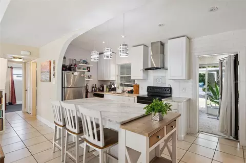 Kitchen - 1104 Malcom Rd, Ocoee, FL 34761 photo 2 of 3