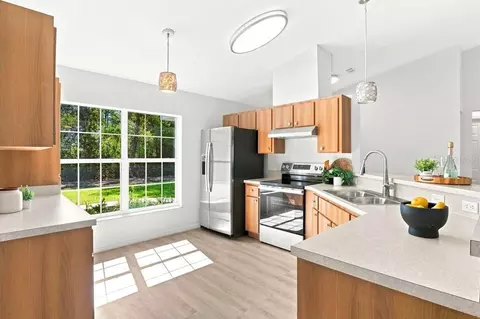 Kitchen - 40621 E 2nd, Umatilla, FL 32784 photo 1 of 2