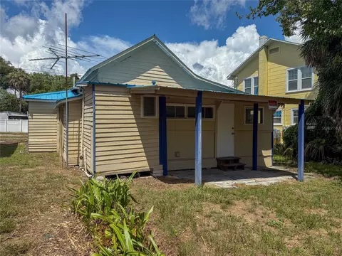 Exterior - 19 N Mary St, Eustis, FL 32726 photo 8 of 12
