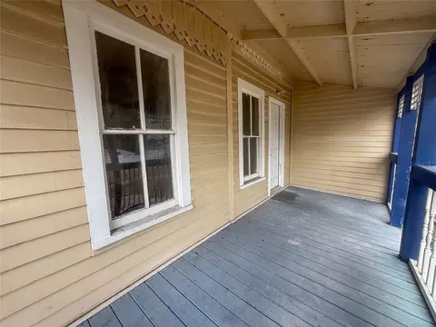 Exterior - 19 N Mary St, Eustis, FL 32726 photo 4 of 12