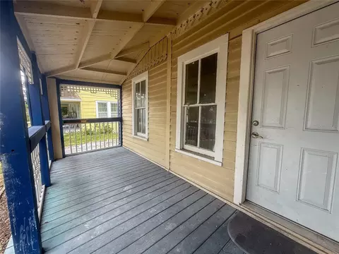 Exterior - 19 N Mary St, Eustis, FL 32726 photo 2 of 12