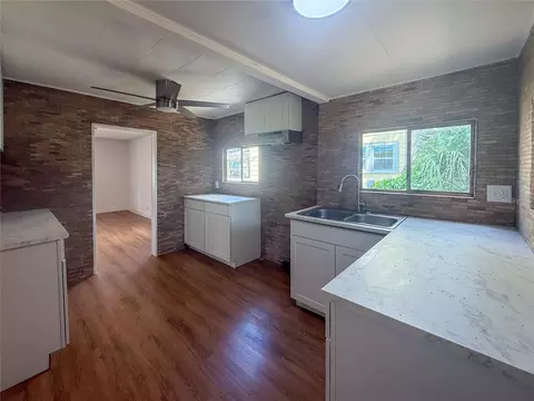 Kitchen - 19 N Mary St, Eustis, FL 32726 photo 2 of 7