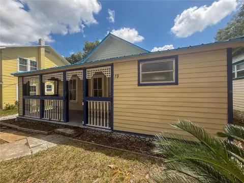Exterior - 19 N Mary St, Eustis, FL 32726 photo 3 of 12