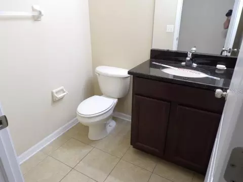 Bath - 12669 Belcroft Dr, Riverview, FL 33579 photo 2 of 2