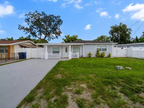 7413 N Arrawana Ave, Tampa, FL 33614