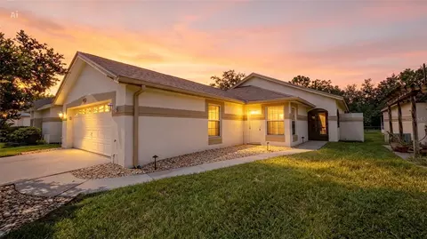11624 Peach Grove Ln, Orlando, FL 32821