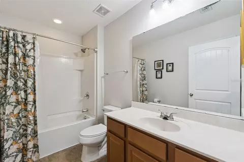 Bath - 4410 Capital Blvd, Saint Cloud, FL 34769 photo 2 of 3