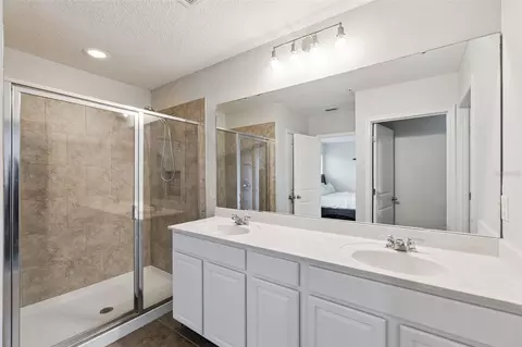 Bath - 4410 Capital Blvd, Saint Cloud, FL 34769 photo 3 of 3