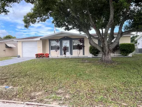 3632 Pensdale Dr, New Port Richey, FL 34652