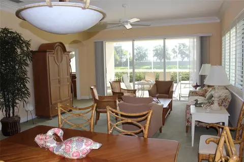 Dining - 5215 97th St E, Bradenton, FL 34211 photo 3 of 3