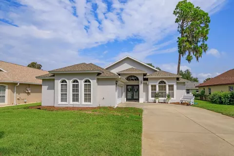 931 Vindale Rd, Tavares, FL 32778