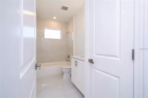 Bath - 42021 Tamarac St, Eustis, FL 32736 photo 4 of 6
