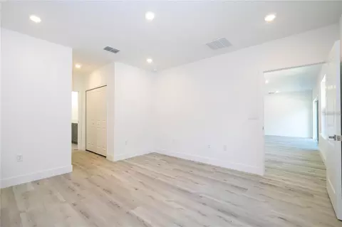 Bedroom - 42021 Tamarac St, Eustis, FL 32736 photo 1 of 8