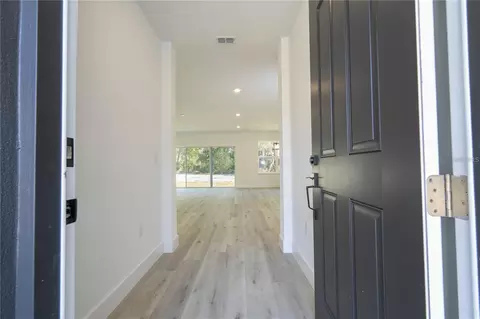 Entry Way - 42021 Tamarac St, Eustis, FL 32736 photo 1 of 4