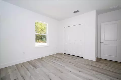 Bedroom - 42021 Tamarac St, Eustis, FL 32736 photo 7 of 8
