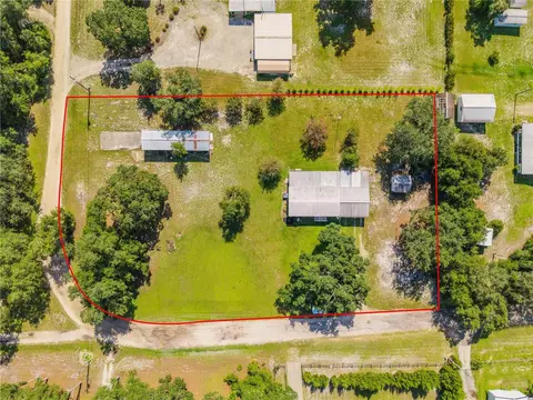 View/Area - 41348 Deer St, Eustis, FL 32736 photo 3 of 5