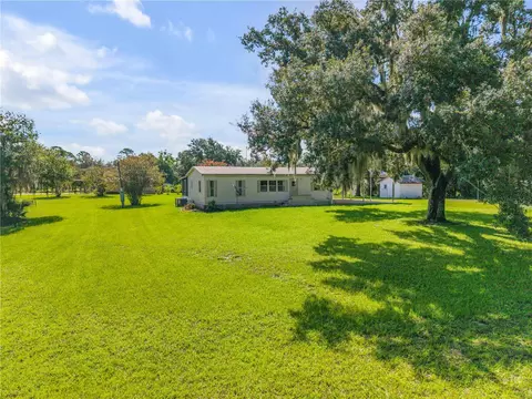 Exterior - 41348 Deer St, Eustis, FL 32736 photo 1 of 5