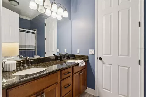 Bath - 4282 Mckinnon Rd, Windermere, FL 34786 photo 6 of 6