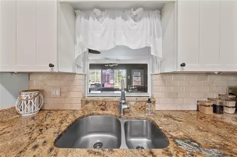 Kitchen - 1868 Druliner Rd, Saint Cloud, FL 34771 photo 8 of 10