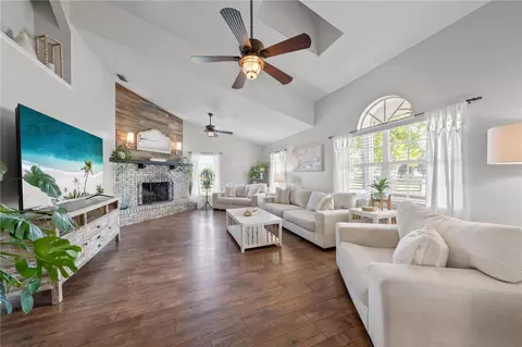 Living - 1868 Druliner Rd, Saint Cloud, FL 34771 photo 1 of 2