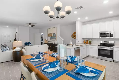 Dining - 3788 SE 36th Ln, Ocala, FL 34480 photo 1 of 2