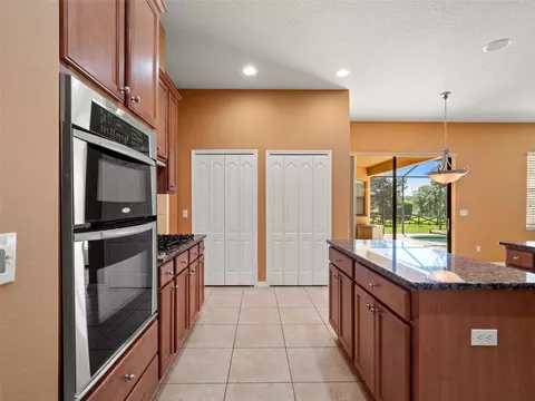 Kitchen - 21312 Marsh View Ct, Clermont, FL 34715 photo 5 of 8
