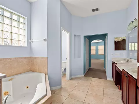 Bath - 21312 Marsh View Ct, Clermont, FL 34715 photo 7 of 12