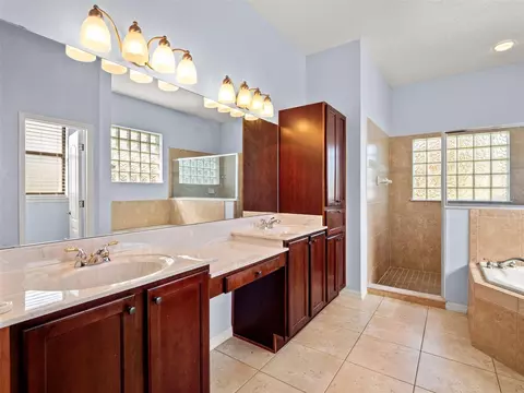Bath - 21312 Marsh View Ct, Clermont, FL 34715 photo 9 of 12