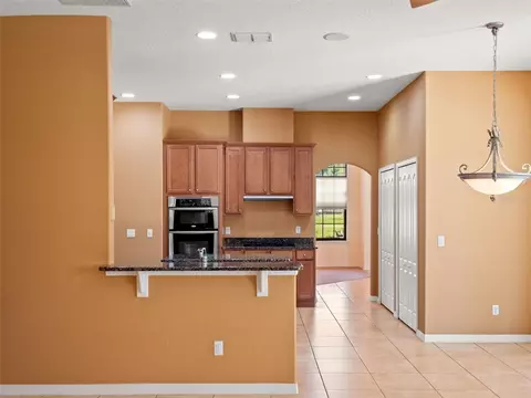 Kitchen - 21312 Marsh View Ct, Clermont, FL 34715 photo 4 of 8
