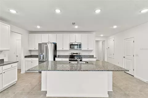 Kitchen - 15401 SW 34 Ter, Ocala, FL 34473 photo 3 of 3