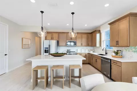 Kitchen - 2132 Branched Oak Rd, Saint Cloud, FL 34771 photo 2 of 5