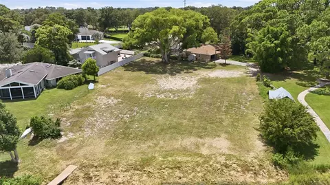 1810 Pineway Ct, Mount Dora, FL 32757 photo 7