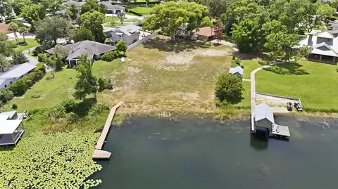 1810 Pineway Ct, Mount Dora, FL 32757 photo 10