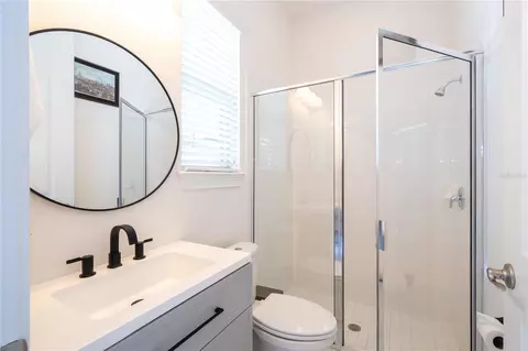 Bath - 17526 Black Rail St, Windermere, FL 34786 photo 1 of 12
