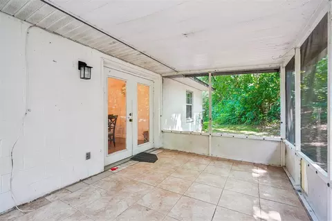 Exterior - 5230 NW 144th Pl, Reddick, FL 32686 photo 3 of 11
