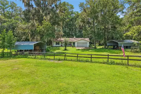 Exterior - 5230 NW 144th Pl, Reddick, FL 32686 photo 1 of 11