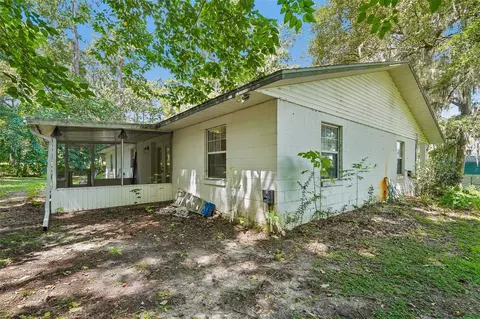 Exterior - 5230 NW 144th Pl, Reddick, FL 32686 photo 6 of 11