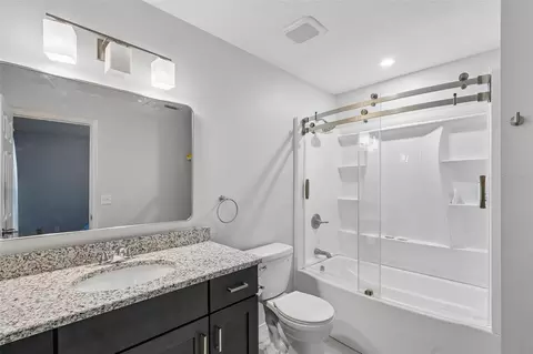 Bath - 5230 NW 144th Pl, Reddick, FL 32686 photo 1 of 2