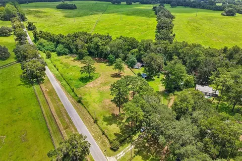 View/Area - 5230 NW 144th Pl, Reddick, FL 32686 photo 2 of 5