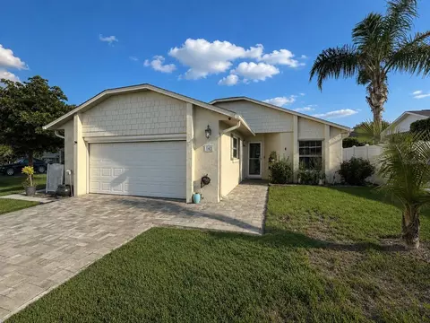 145 Mayfair Ct #145, Sanford, FL 32771