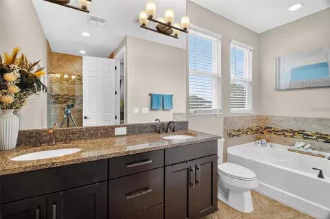 Bath - 1105 Eagle Run Way, Ocoee, FL 34761 photo 2 of 3
