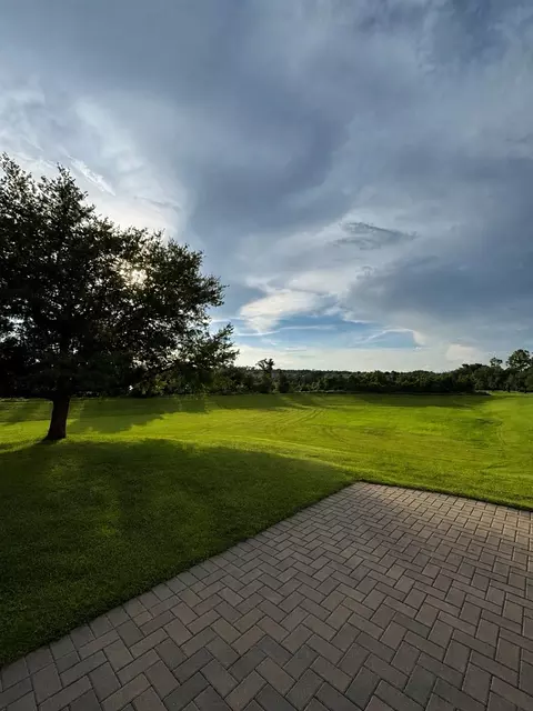 Exterior - 602 Hernando Pl, Clermont, FL 34715 photo 3 of 3