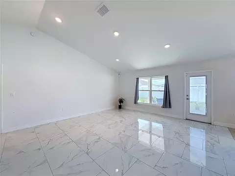 Living - 5108 SW 90th Pl, Ocala, FL 34476 photo 2 of 3