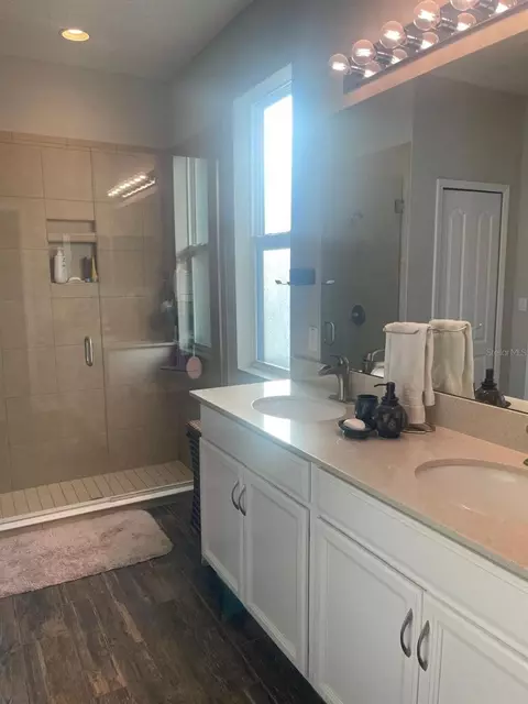 1870 Castleton Dr, Saint Cloud, FL 34771 photo 4